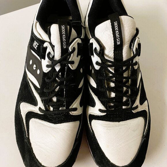 Size 11 mens - Saucony Rise Grid 9000 keys open doors tennis shoes - Picture 6 of 7